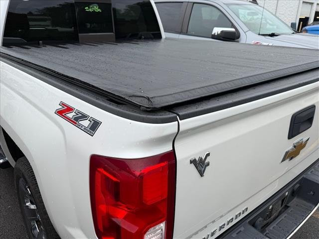 Used 2017 Iridescent Pearl Tricoat Chevrolet LTZ image 19