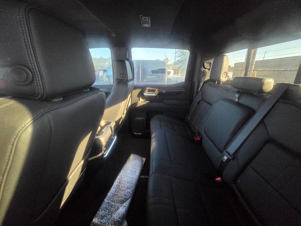Used 2025 Sterling Gray Metallic Chevrolet High Country image 5
