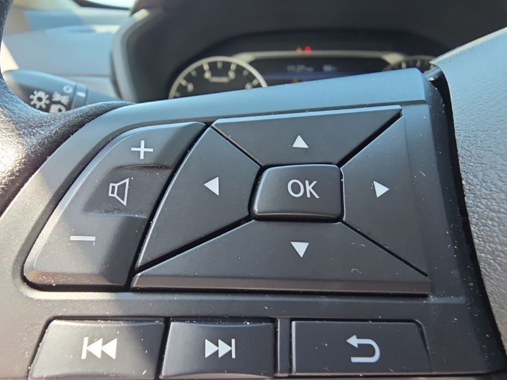 Used 2025 Black Nissan 2.5 SV image 18