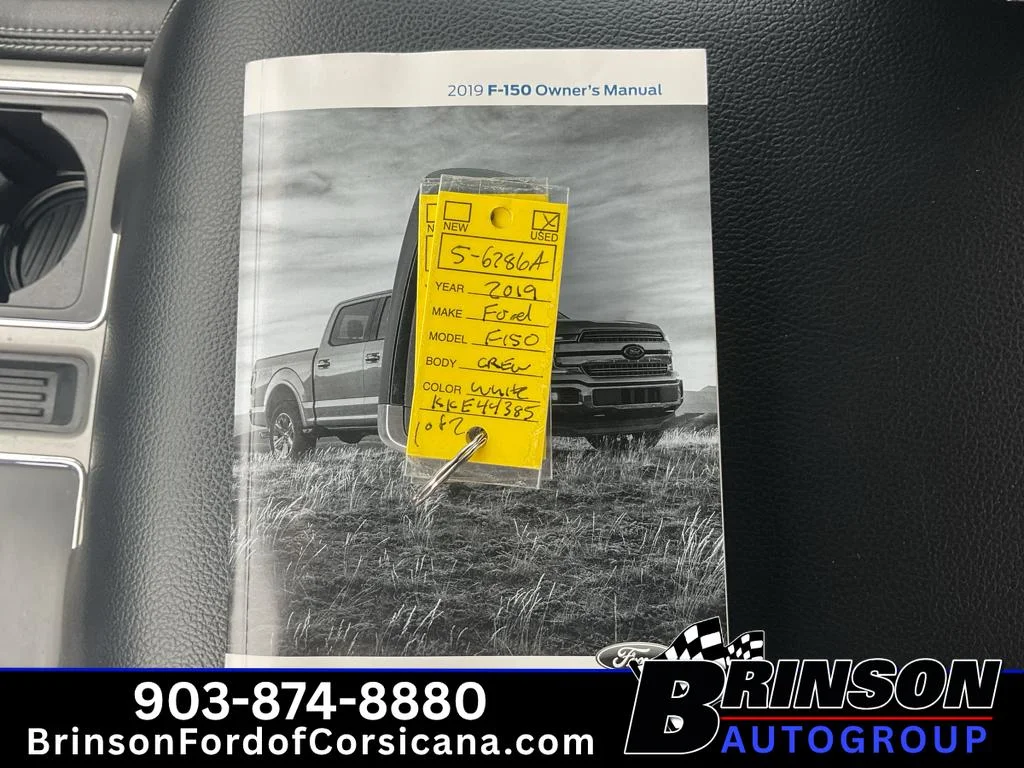 Used 2019 OXFORD WHITE Ford LARIAT image 34