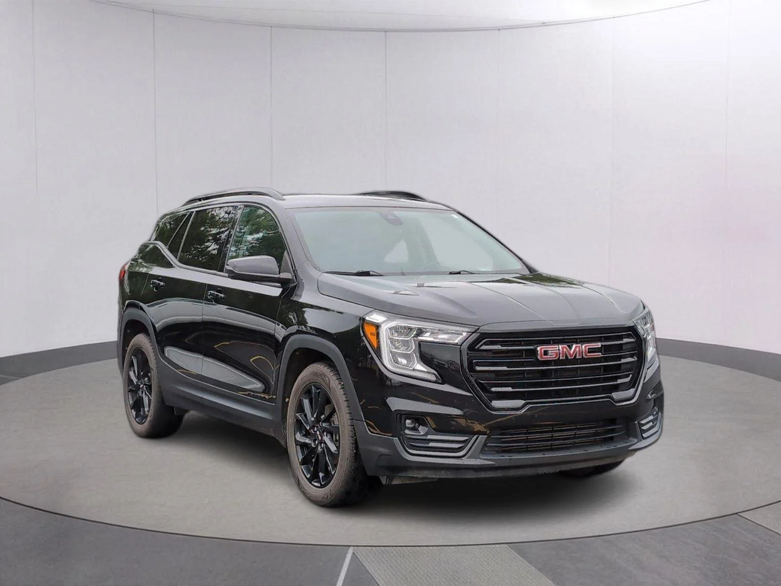 Used 2023 Ebony Twilight Metallic GMC SLT image 9