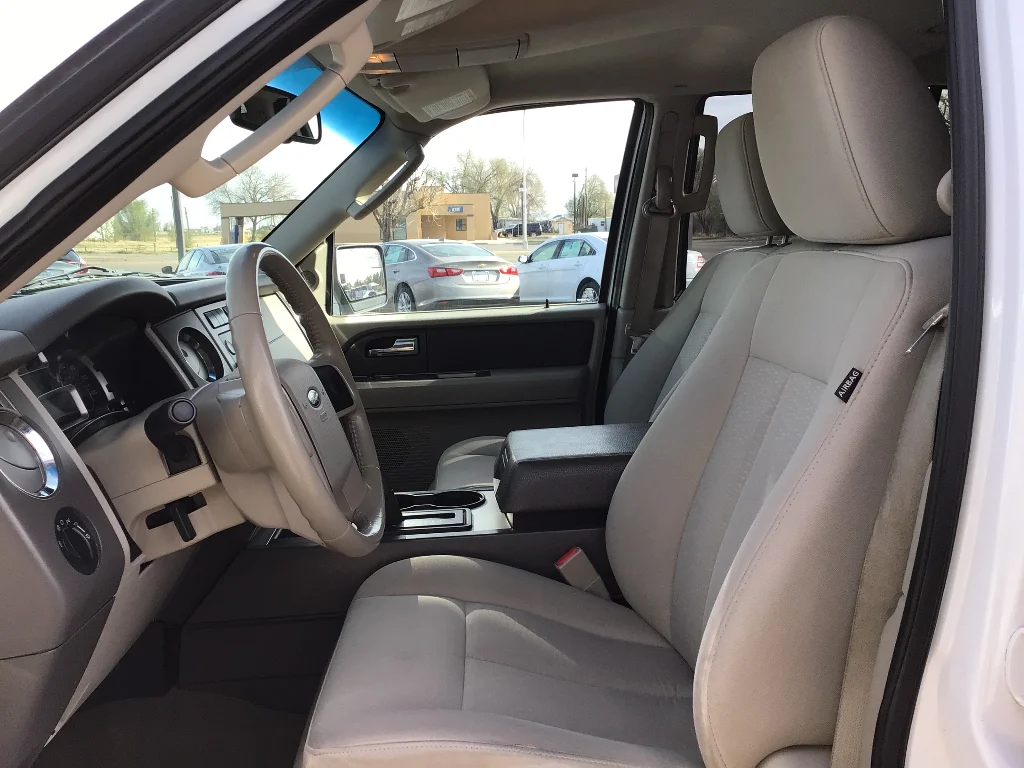 Used 2012 White Ford XLT image 12