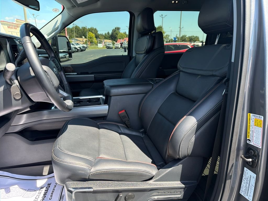 Used 2024 Gray Ford Lariat image 3