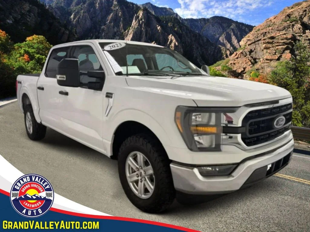 Used 2023 White Ford XLT image 1