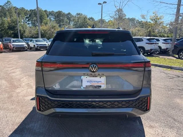New 2026 Platinum Gray Volkswagen SE R-Line Black image 5