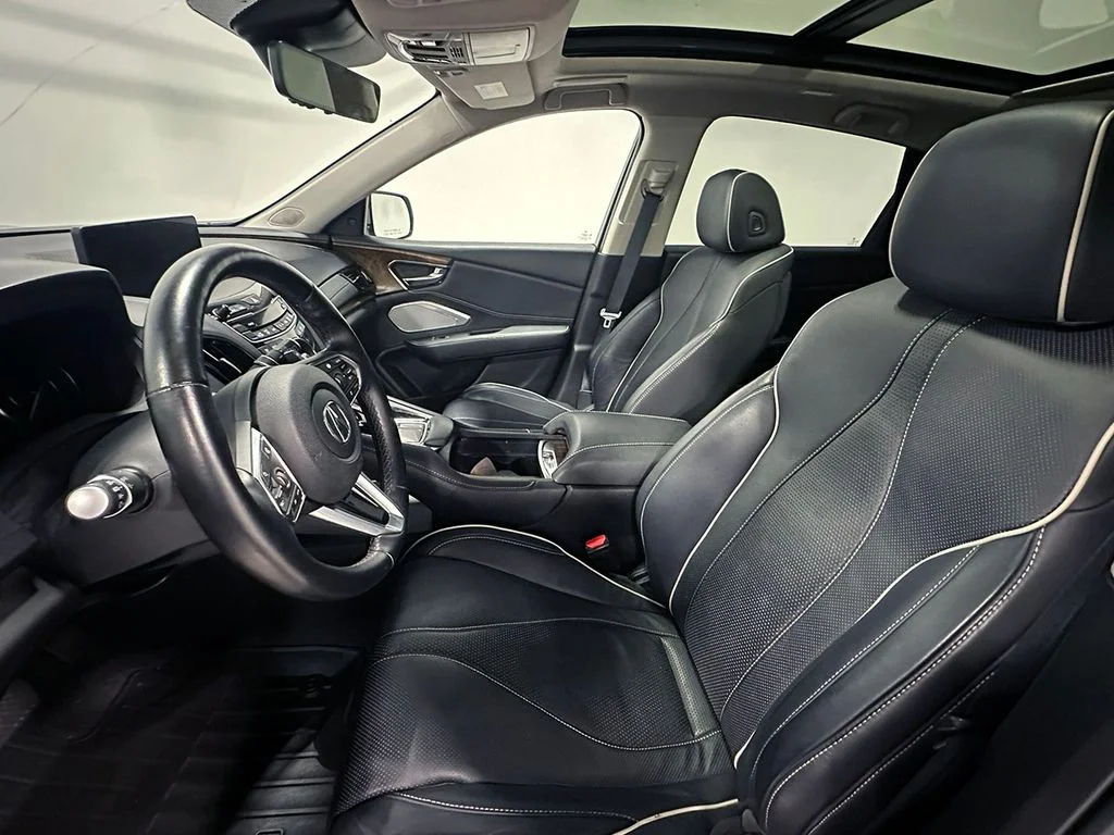 Used 2020  Acura Advance Package image 3