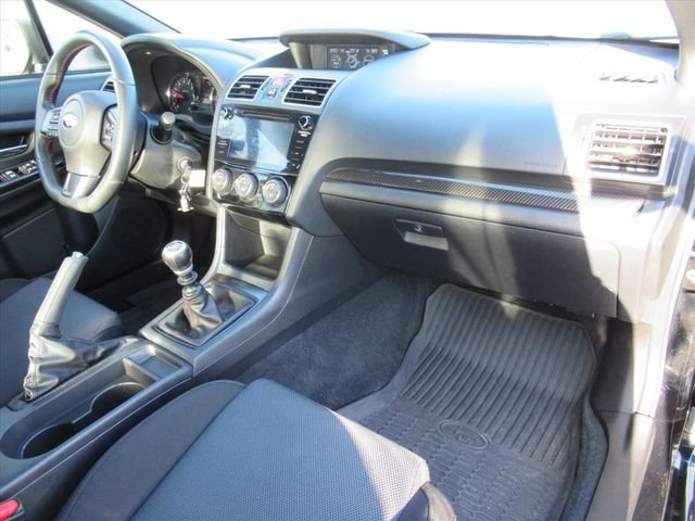 Used 2020 Black Subaru Premium image 10