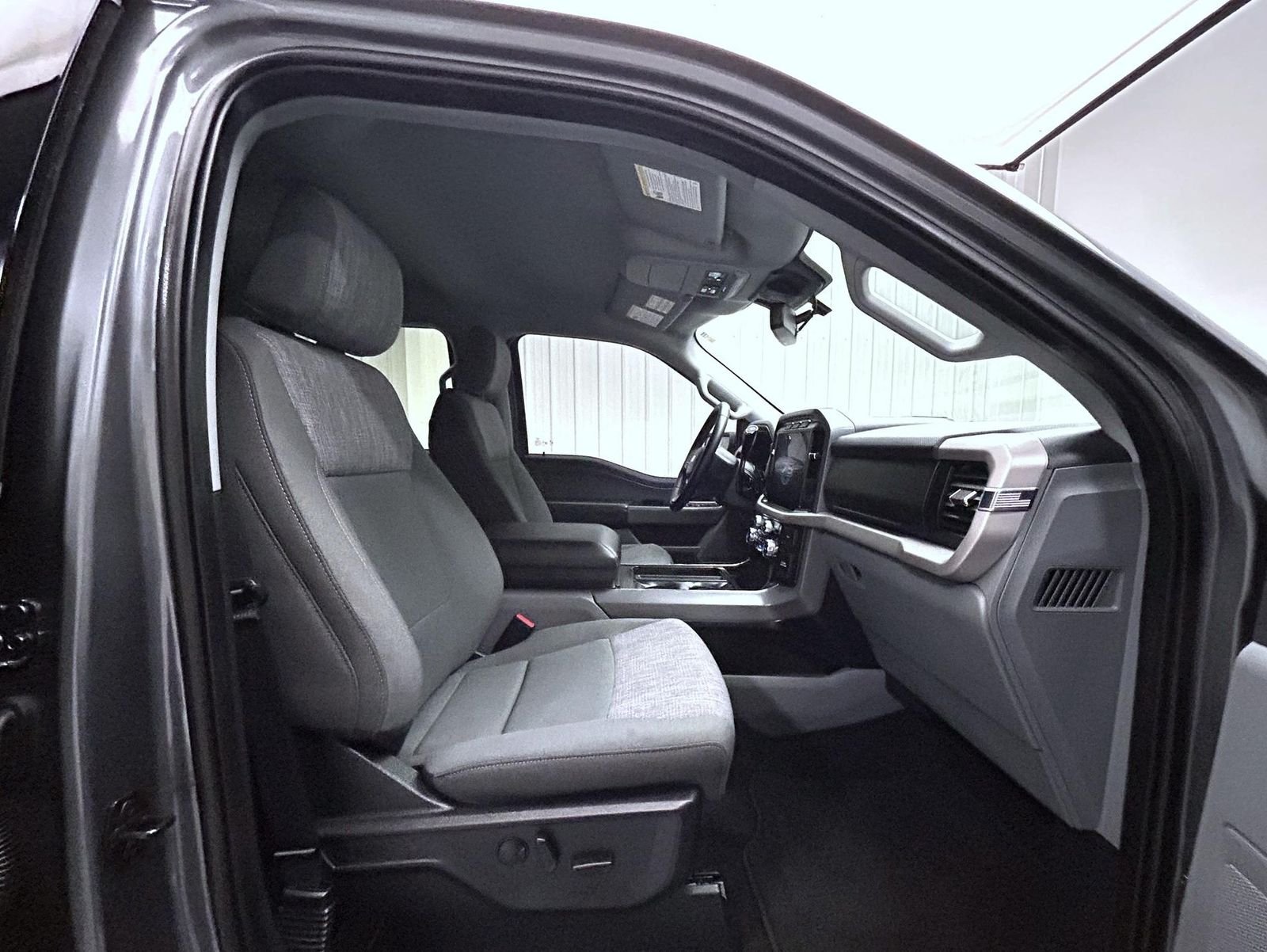 Used 2023 Gray Ford XLT image 15