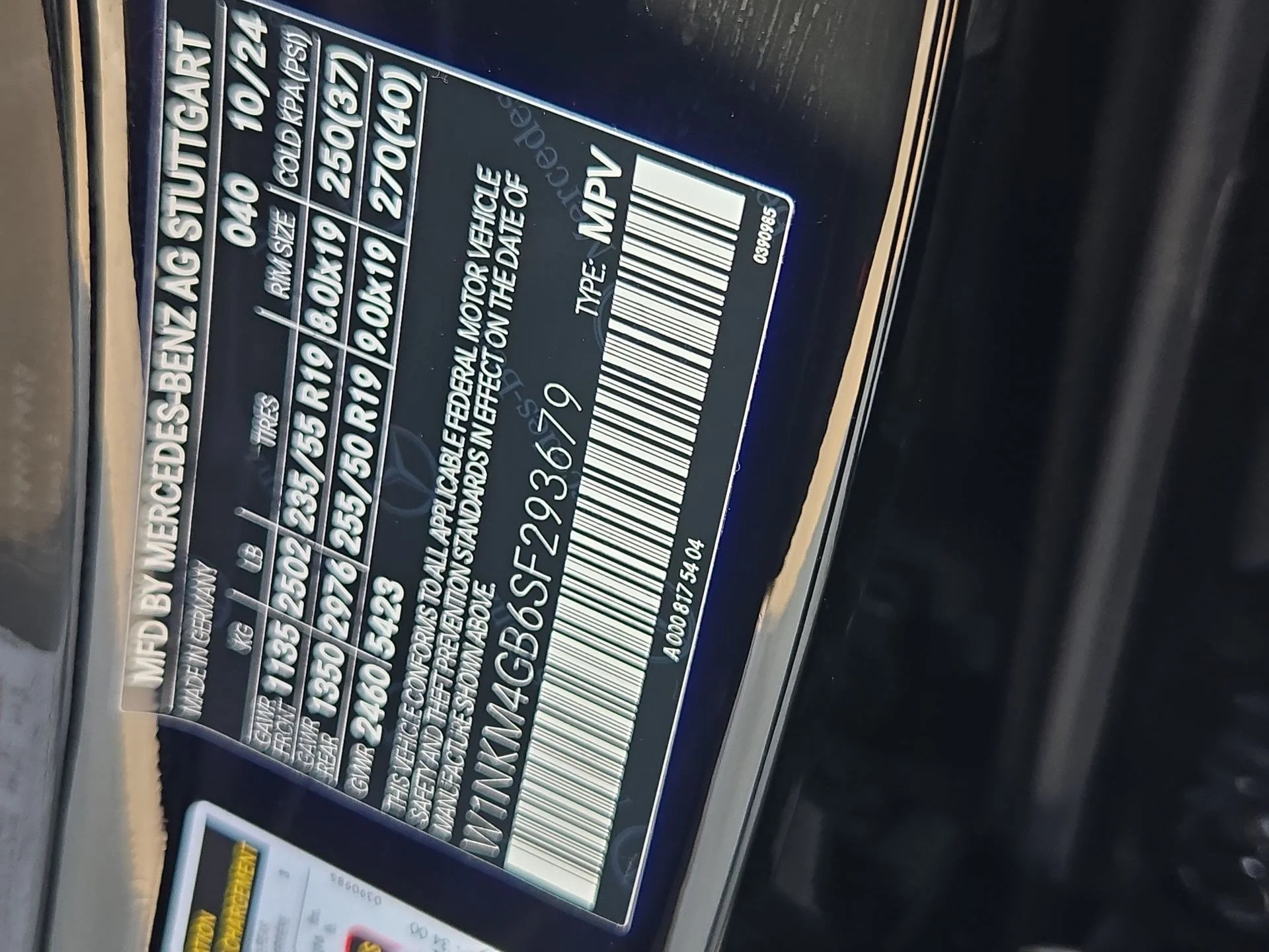 Used 2025 Black Mercedes-Benz GLC 300 image 32