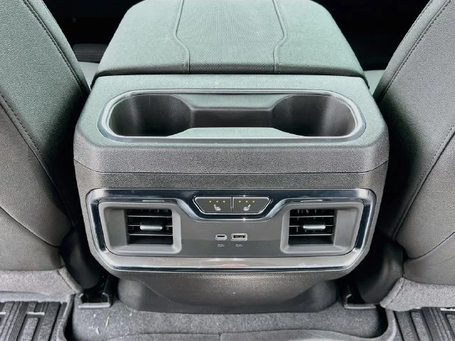 2026 GMC Sierra 1500 SLT - Photo 18
