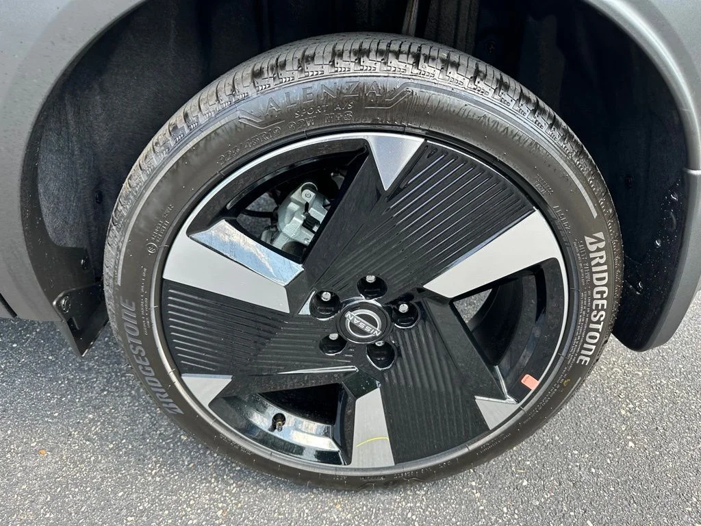 2025 Nissan Kicks SR AWD - Photo 11