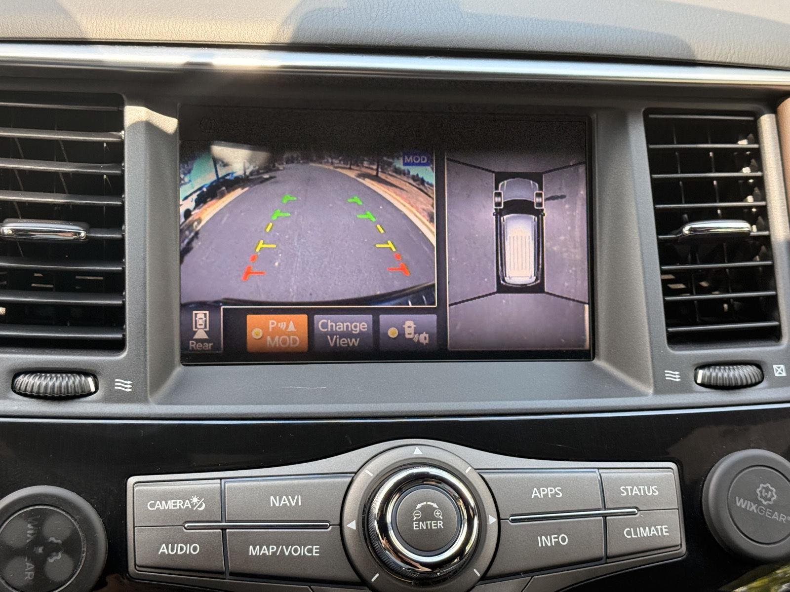Used 2018 Super Black Nissan Platinum image 42