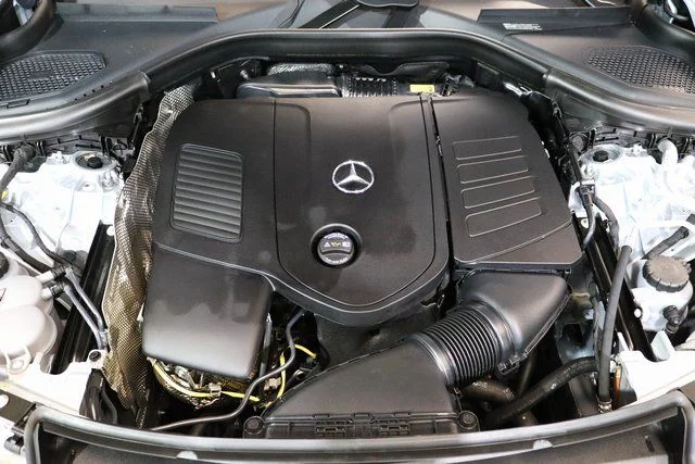 2025 Mercedes-Benz GLC Base - Photo 28