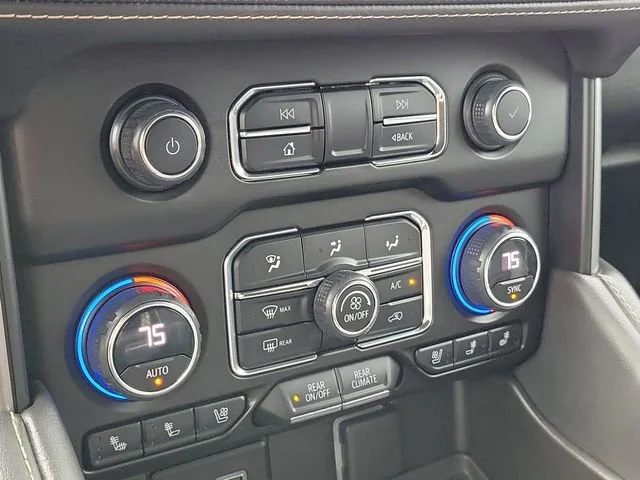 2023 Chevrolet Tahoe Premier - Photo 40