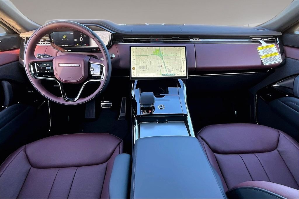 New 2026 BORASCO GREY Land Rover Dynamic SE image 5