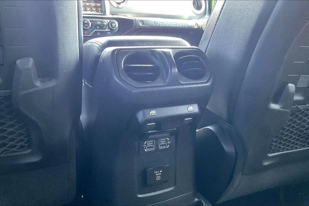 Used 2019 Green Jeep Unlimited Rubicon image 39