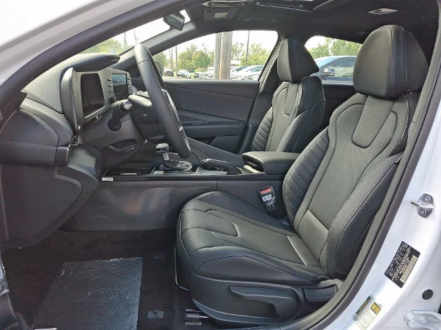 New 2026 White Hyundai SEL Sport image 9