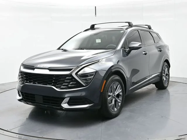 Used 2025 Gravity Gray Kia SX image 3