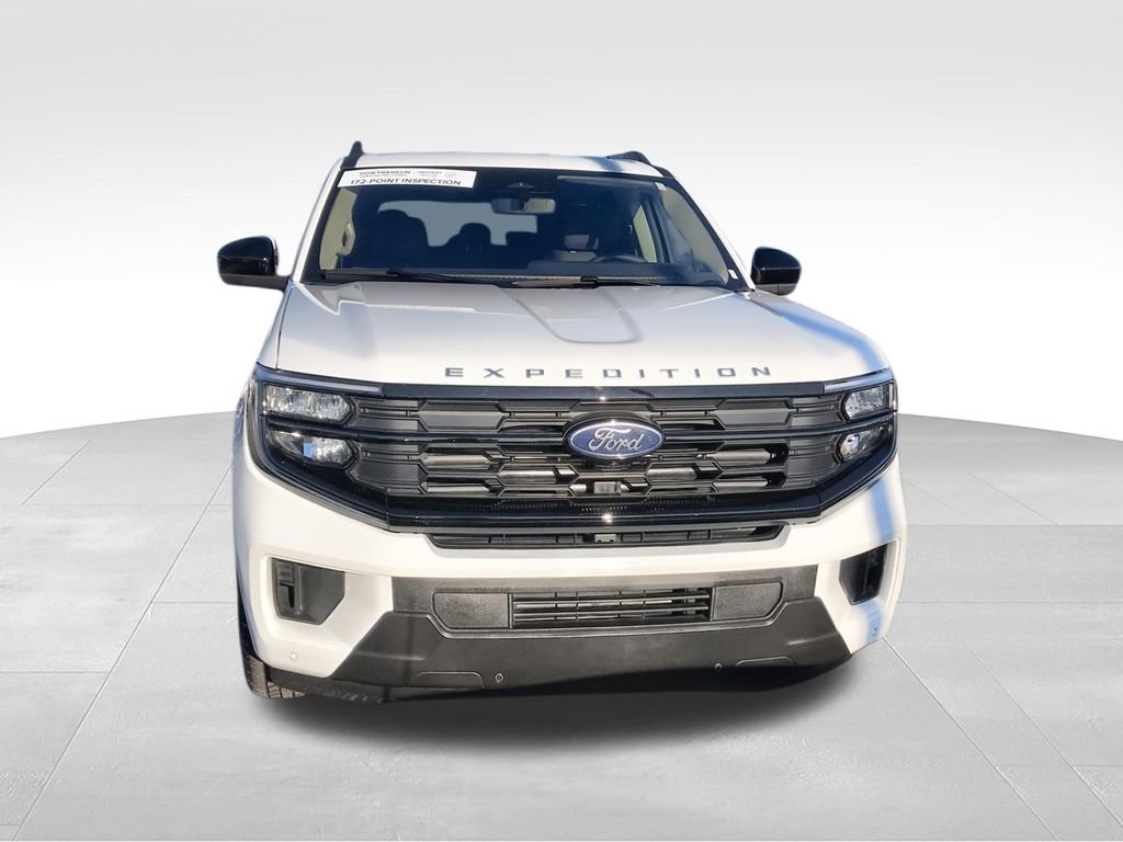 Used 2025 White Ford Active image 3