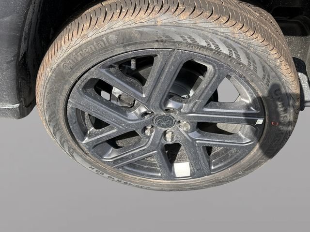 New 2026 Fathom Blue Pearl-Coat Exterior Paint Jeep Limited image 9