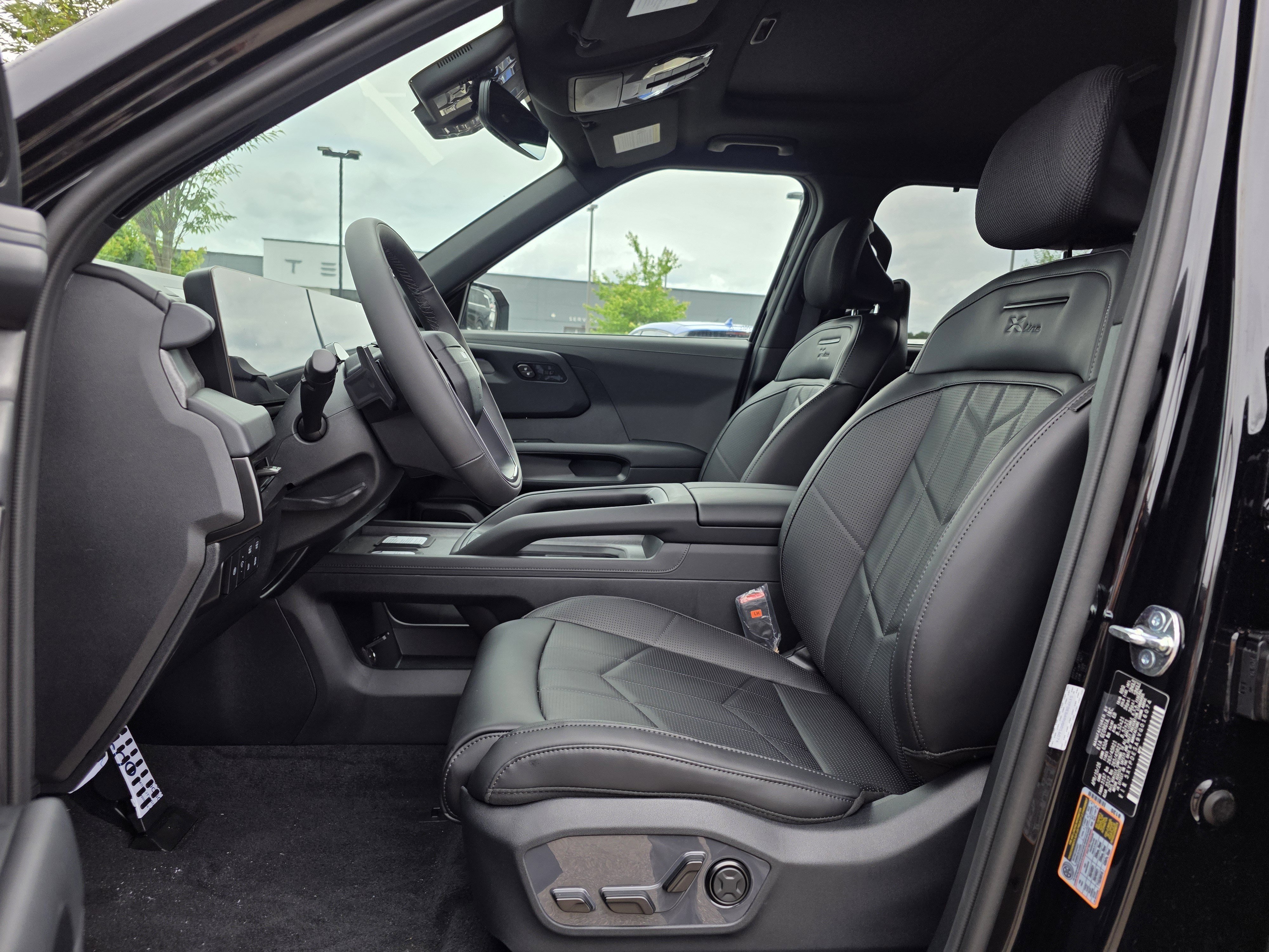 New 2027 Ebony Black Kia X-LINE SX image 10