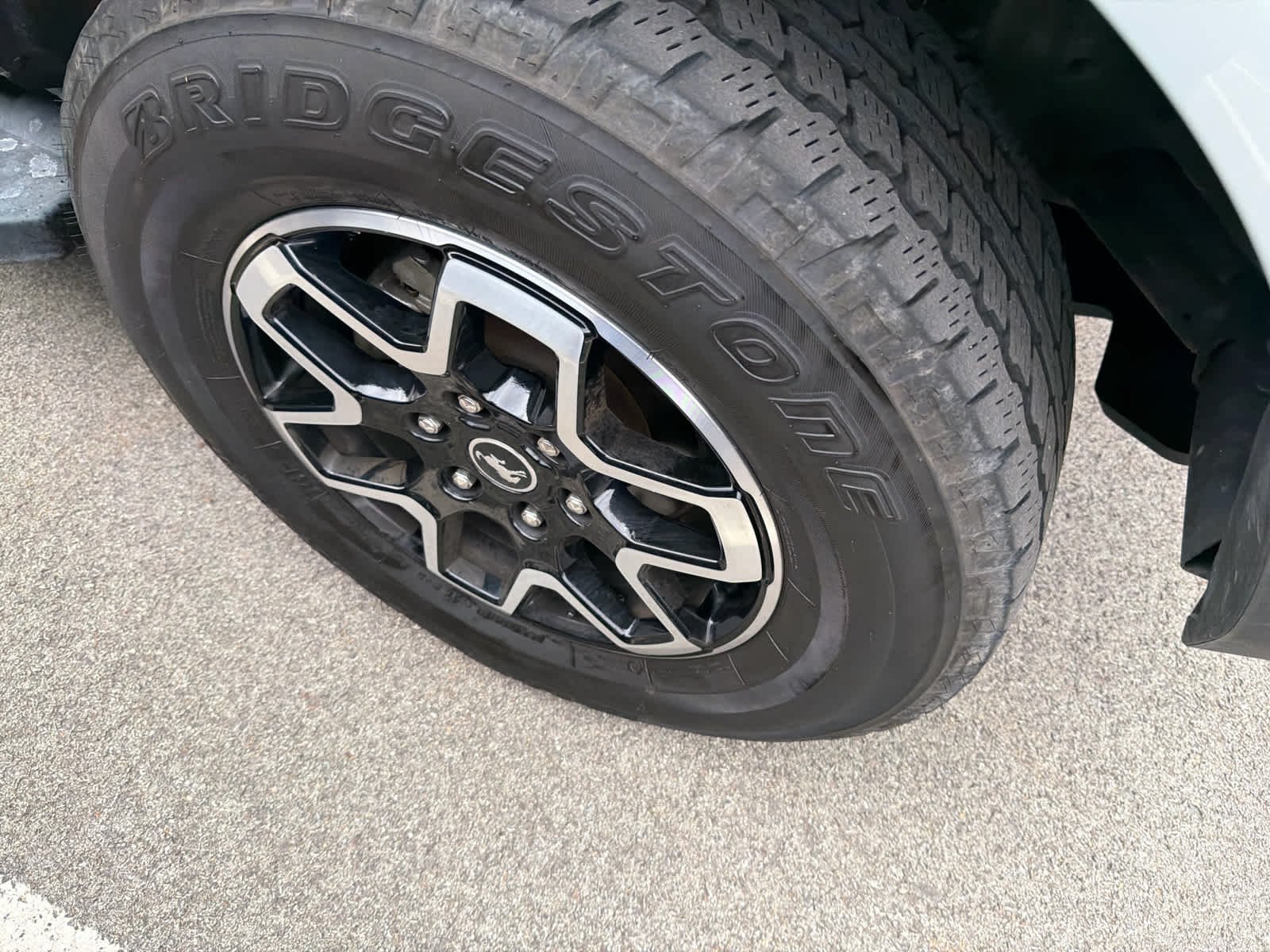 Used 2023 Cactus Green / Gray Ford Outer Banks image 4