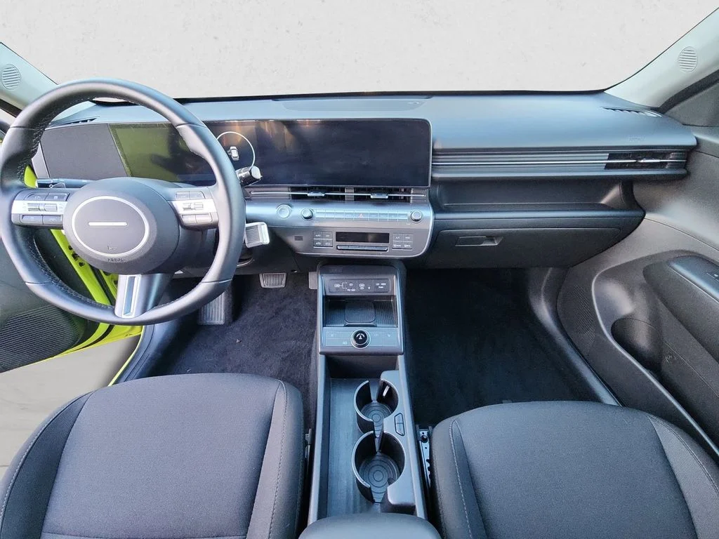 Certified Used 2025 Yellow Hyundai SEL Convenience image 10