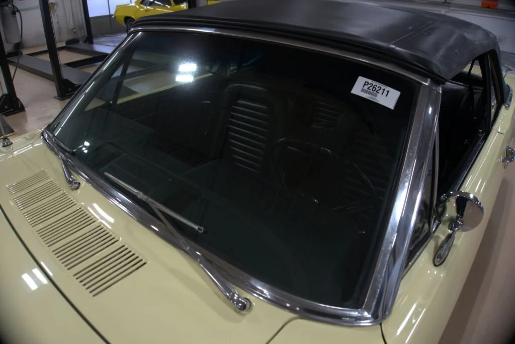 Used 1966 Yellow Ford  image 14