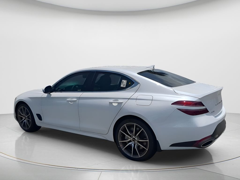 2026 GENESIS G70 Standard - Photo 7