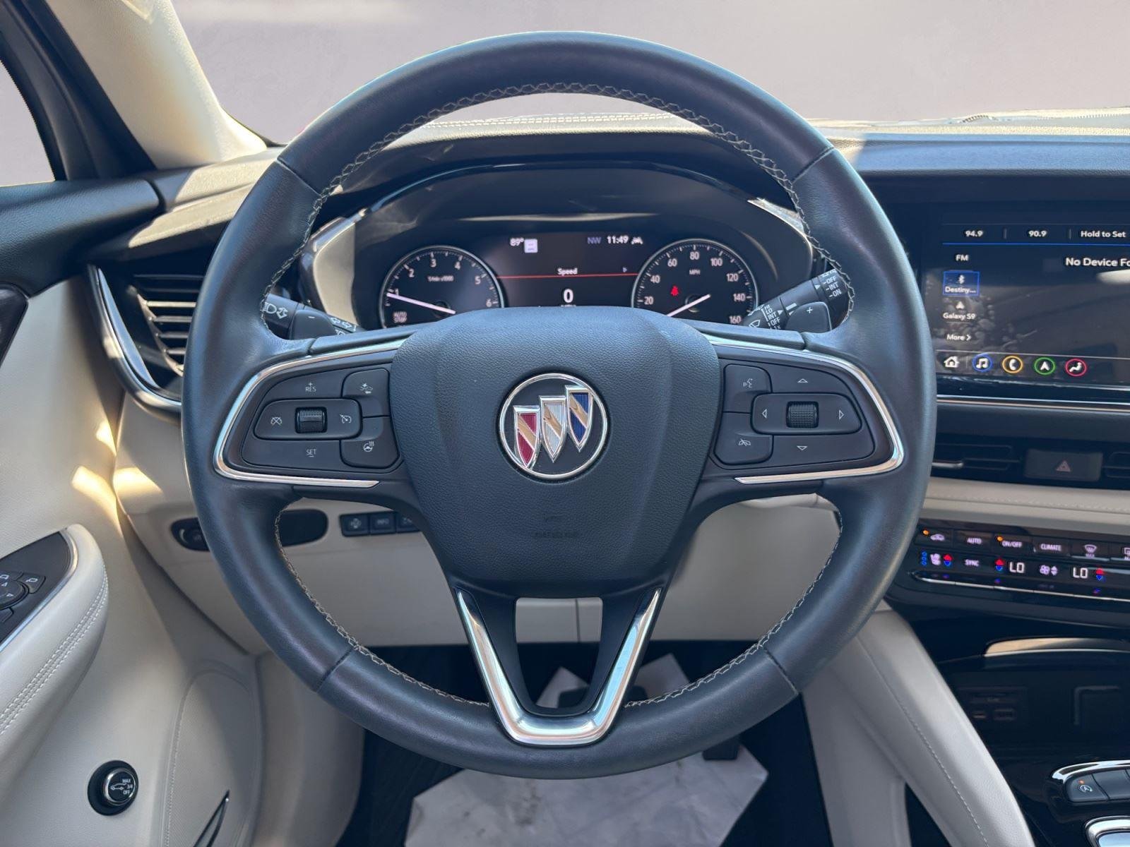 Used 2023 White Frost Tricoat Buick Avenir image 12