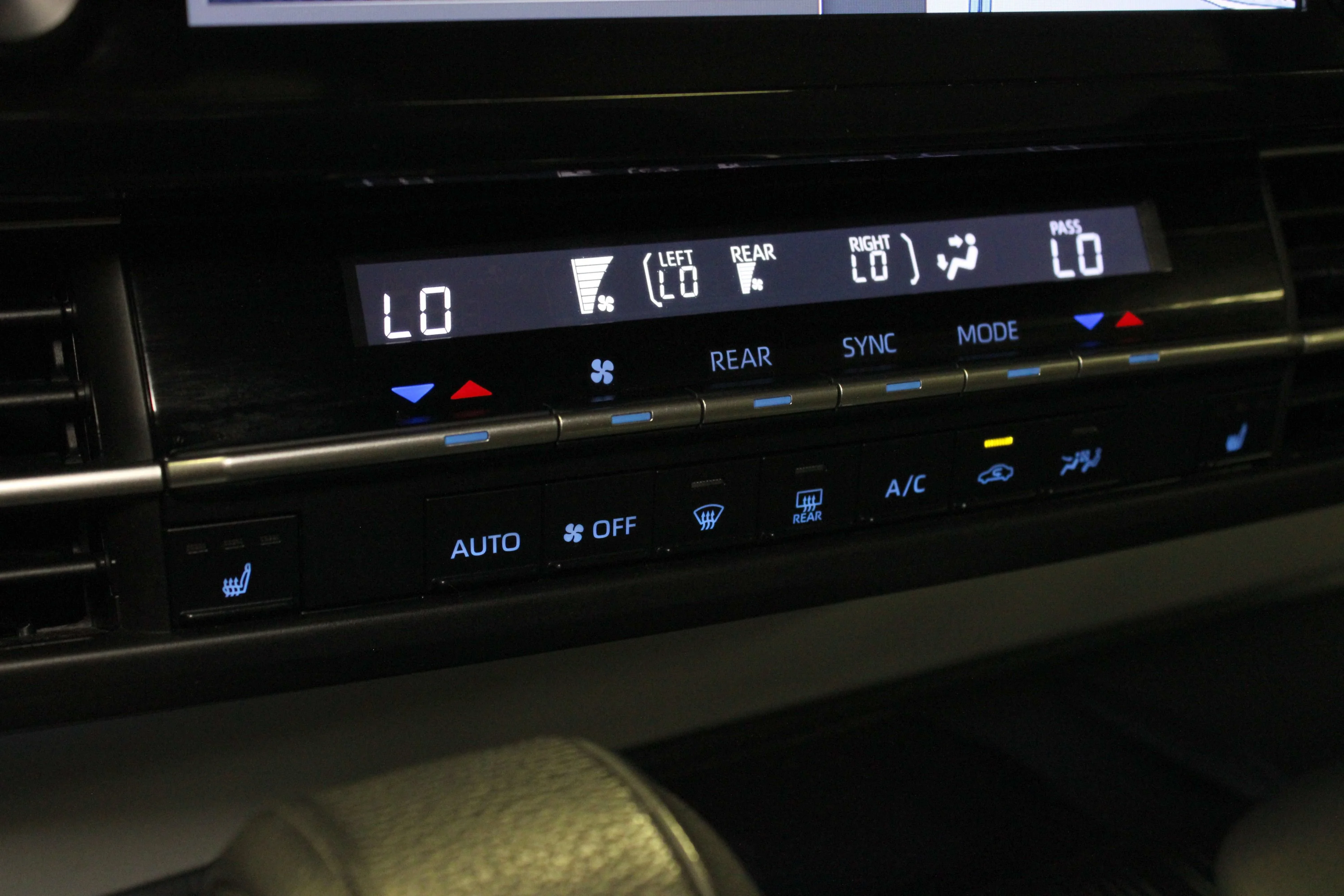 Used 2021 White Toyota XSE image 28