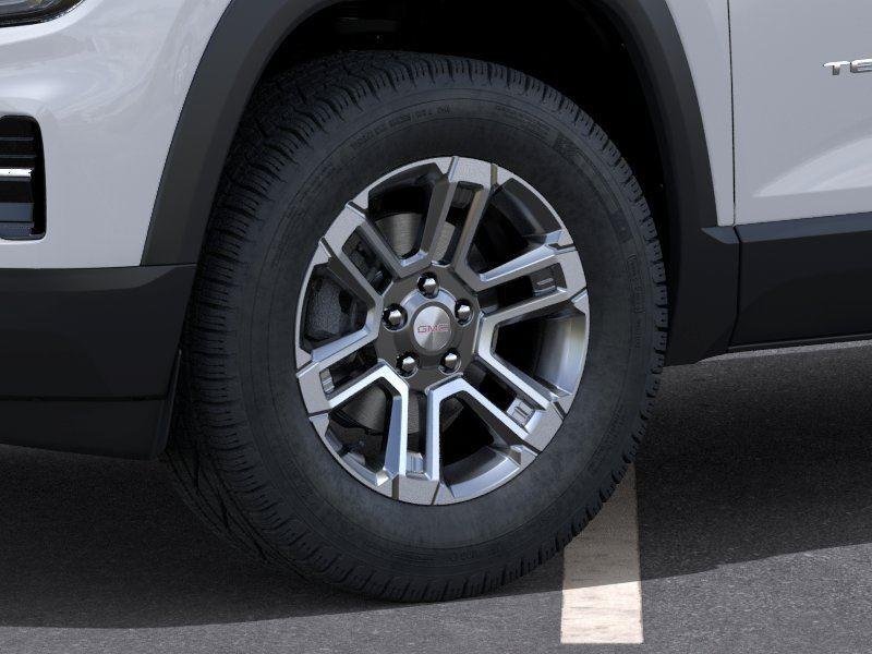New 2027 Summit White GMC Elevation image 9