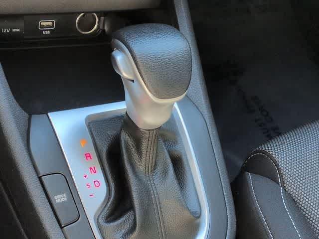 Used 2023 Snow White Pearl Kia LXS image 32