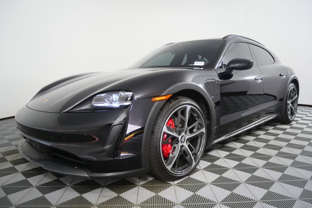 Used 2024 Black Porsche 4S image 8