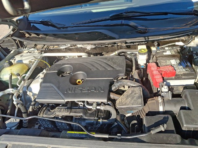 Used 2021 Gray Nissan SL image 31