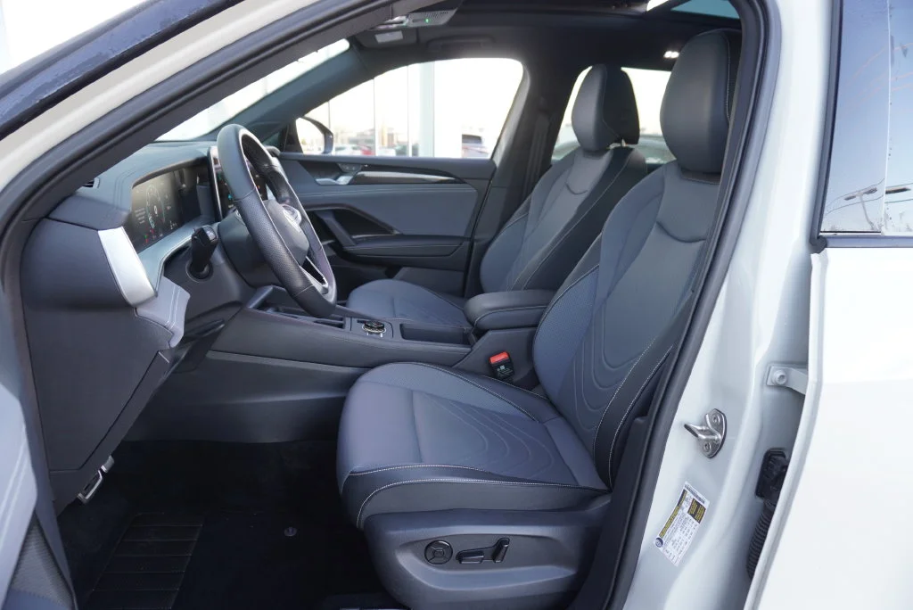 Certified Used 2026 Beige Volkswagen SE R-Line Black image 22