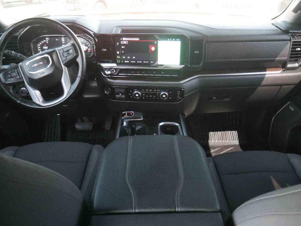 Used 2025 Red GMC Elevation image 5