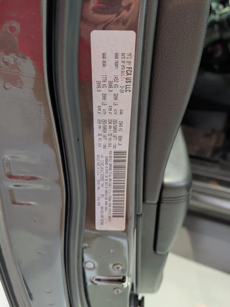 Used 2020 Gray Dodge SXT Plus image 17