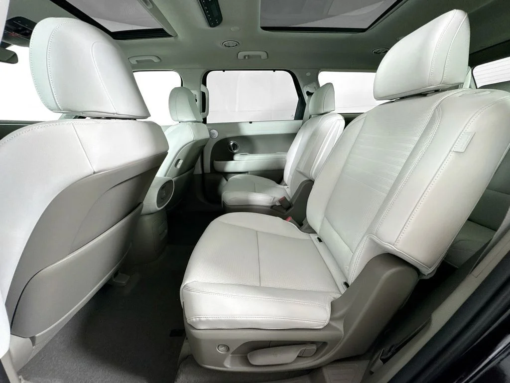 New 2026 Black Hyundai Limited image 14