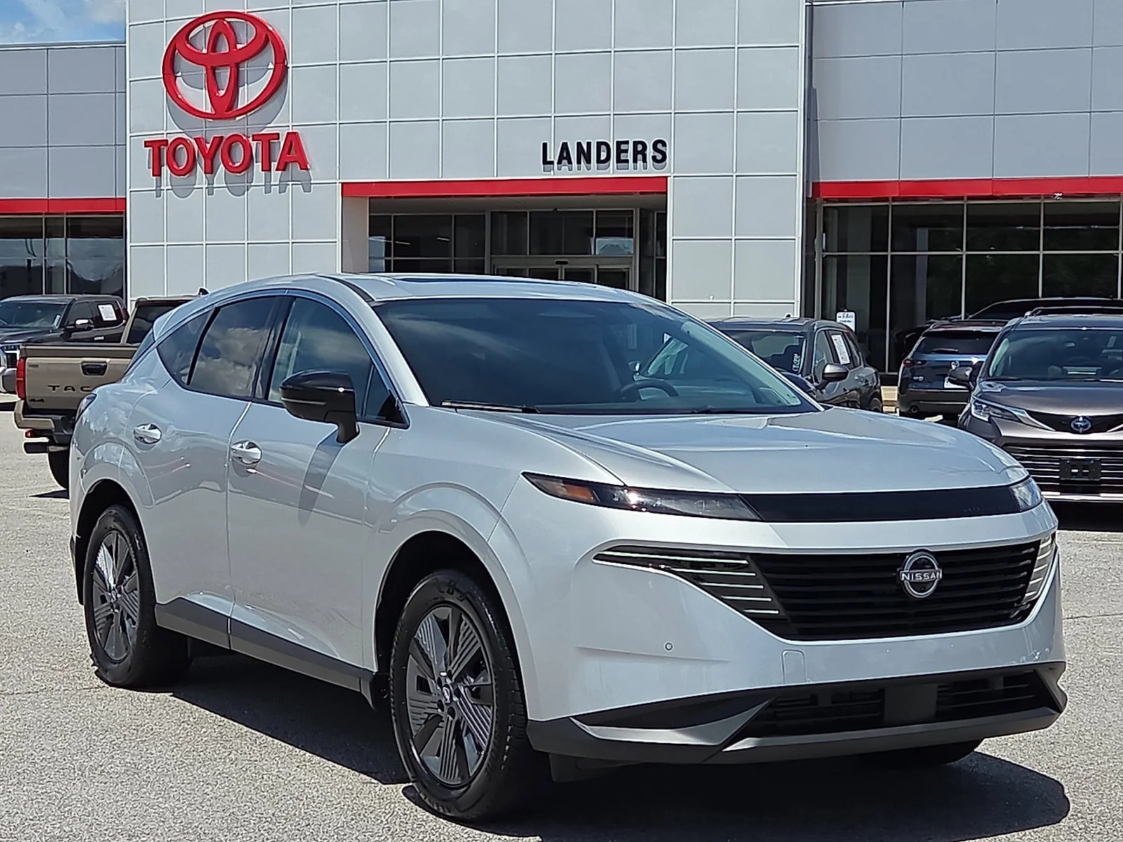 2025 Nissan Murano SL AWD's photo