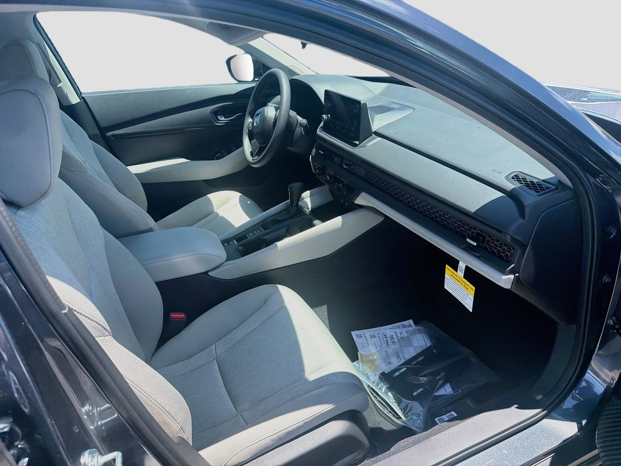 New 2026 Meteorite Gray Metallic Honda SE image 23