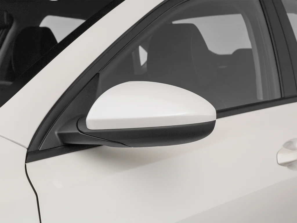 Used 2023 White Kia GT image 38