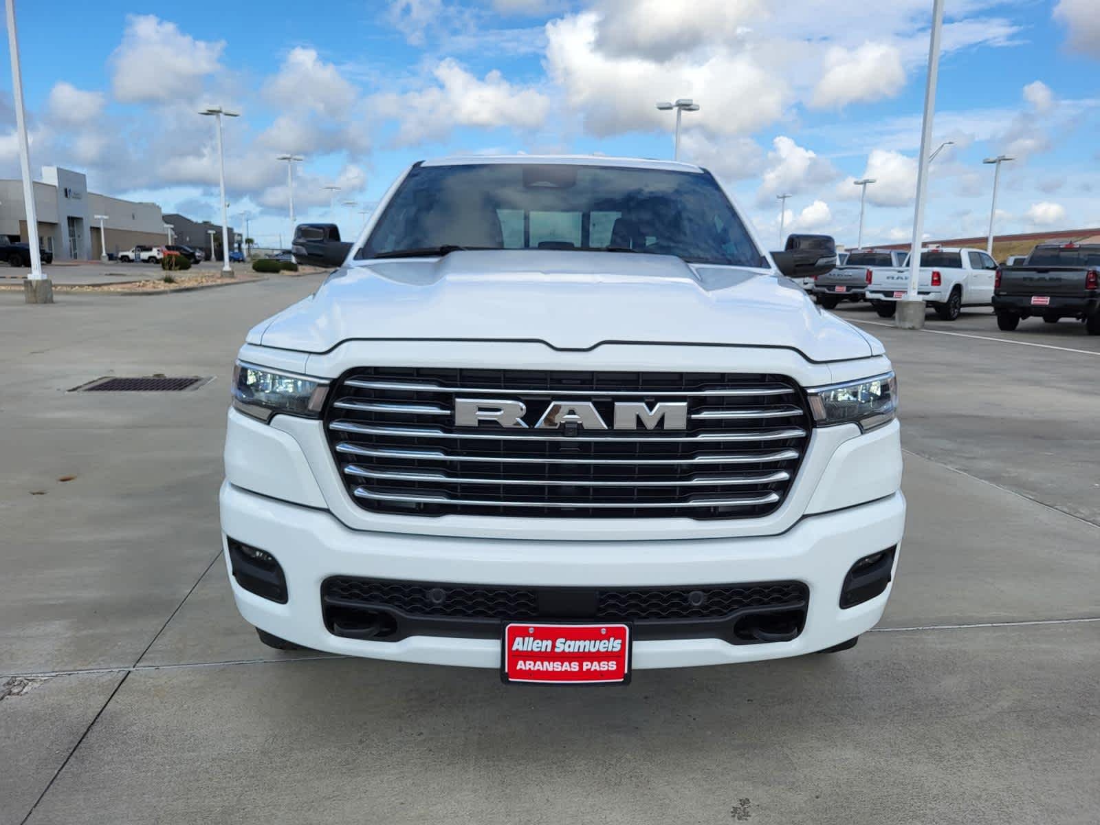 2026 RAM 1500 Laramie - Photo 8