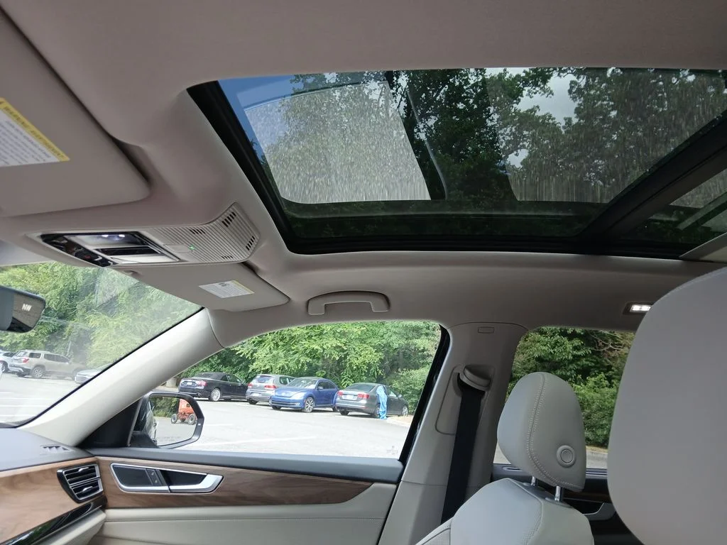 New 2026 Black Volkswagen 2.0T SE w/Technology image 20