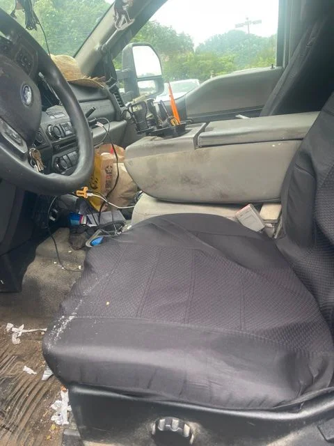 Used 2018 White Ford XL image 10