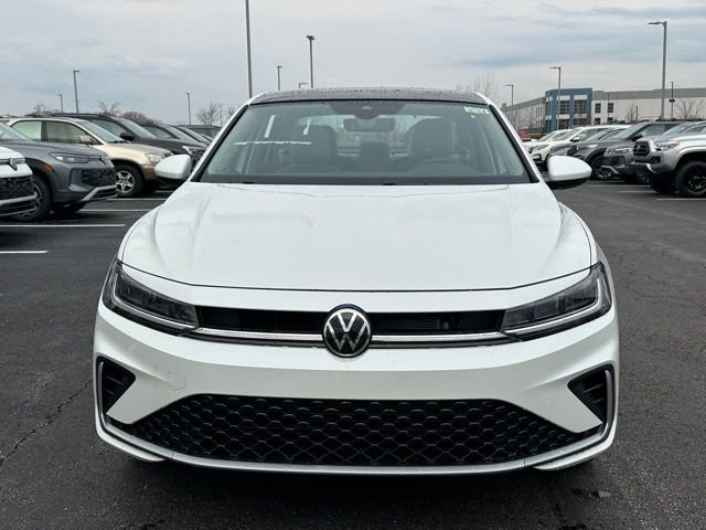 New 2026 Opal White Pearl Volkswagen 1.5T SE image 2