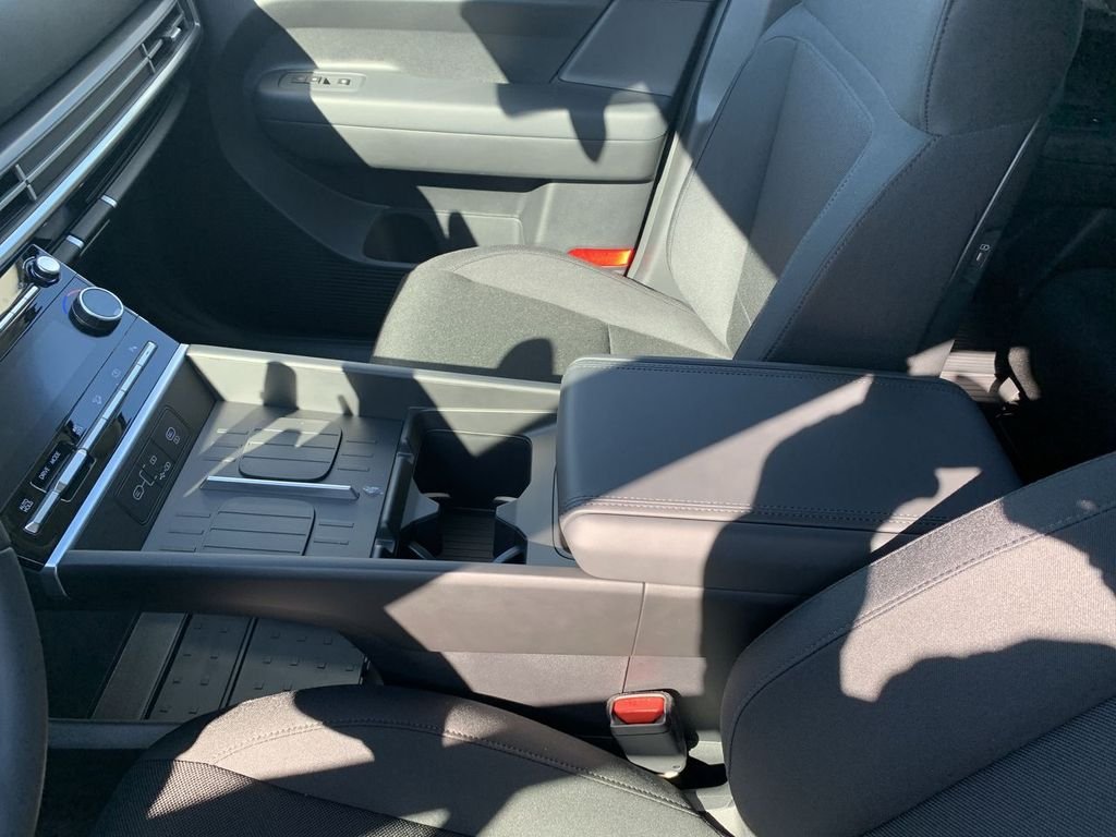 New 2026 Gray Hyundai SE image 21