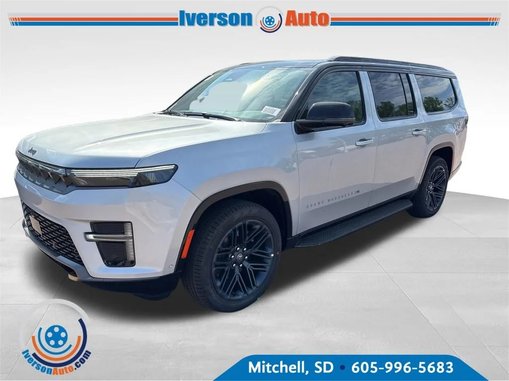 New 2026 Silver Jeep  image 3
