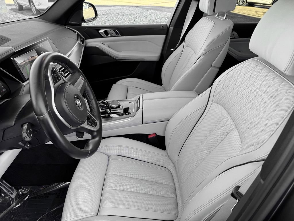 Used 2023 Green BMW M50i image 17