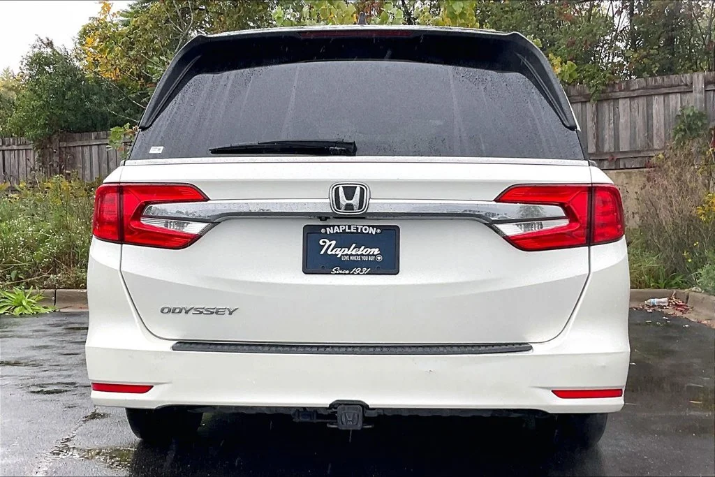 Used 2019  Honda EX image 3